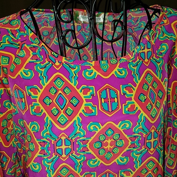 Tunic - Picture 2 of 7